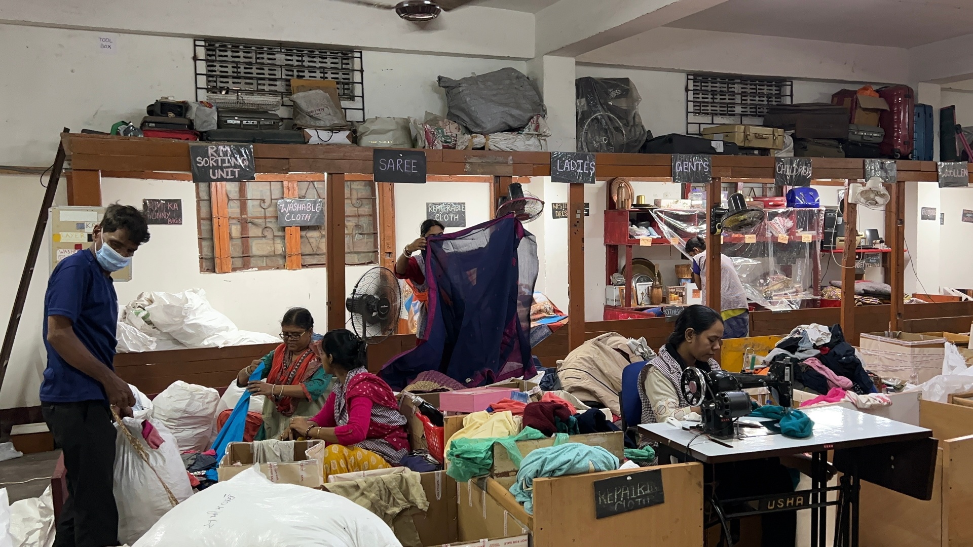 Goonj sorting unit in action